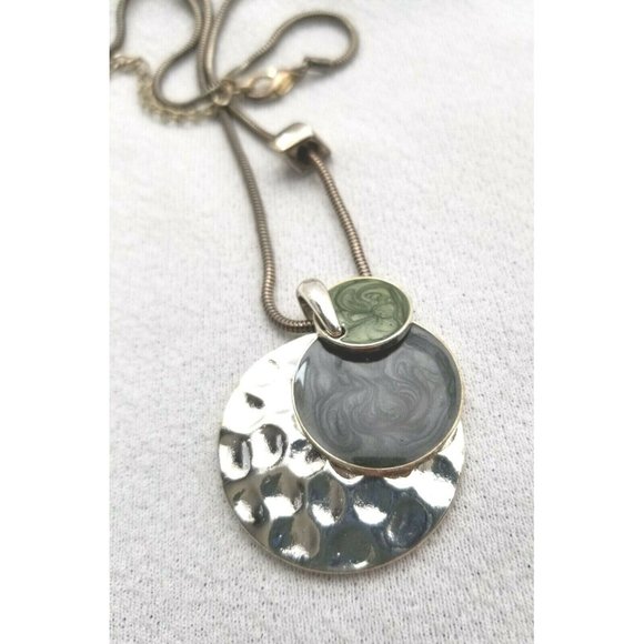 Kenneth Cole Pendent Necklace 3 Discs Enameled 16" plus 2" Extender. Marked KC - Picture 3 of 5